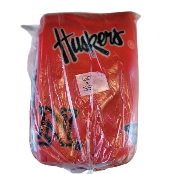 Nebraska Huskers Red Fleece Fabric 60"x35" NCAA College Team Sports Print - Picture 16 of 16